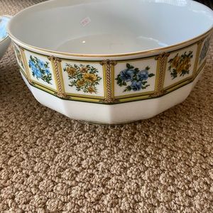 Kensington hutchenreuther 9 inch bowl